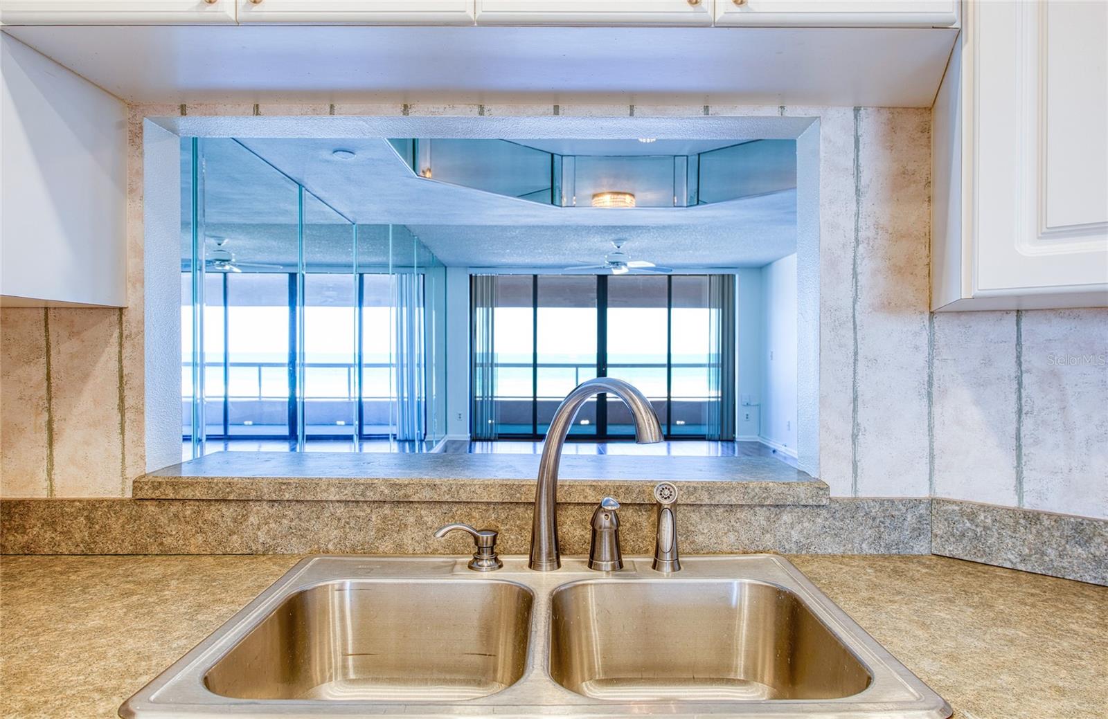 Image 16 of 32 For 1310 Gulf Boulevard 4d