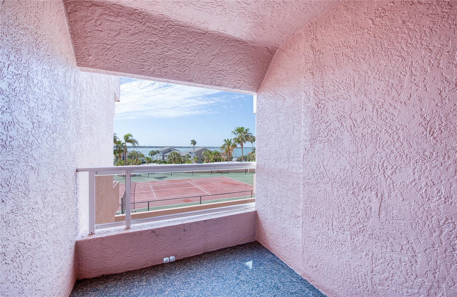 Image 17 of 32 For 1310 Gulf Boulevard 4d
