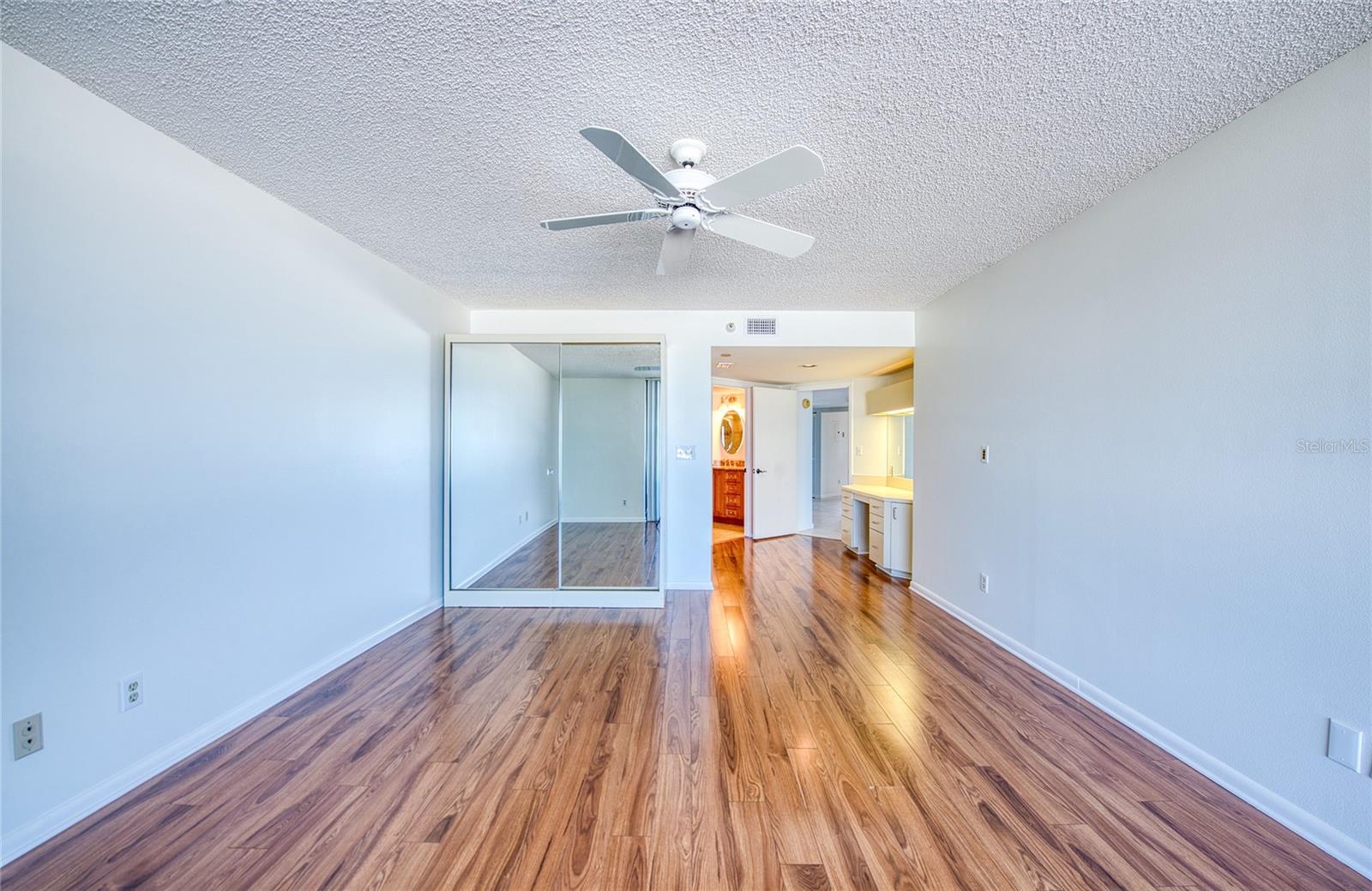 Image 20 of 32 For 1310 Gulf Boulevard 4d