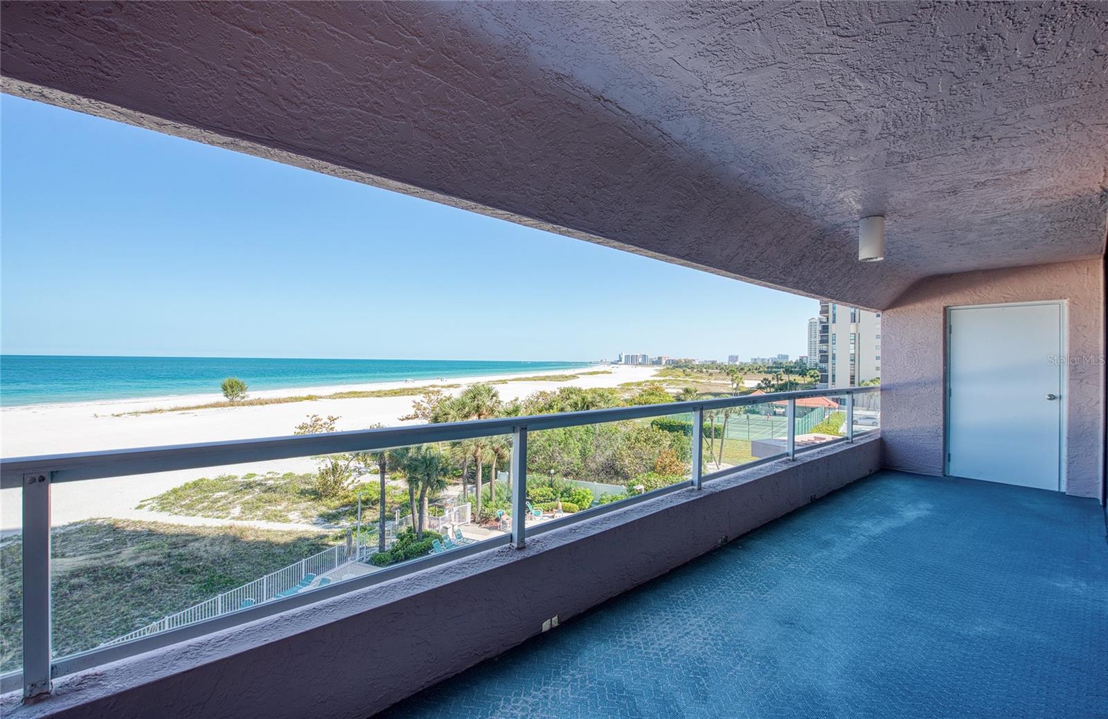 Image 8 of 32 For 1310 Gulf Boulevard 4d