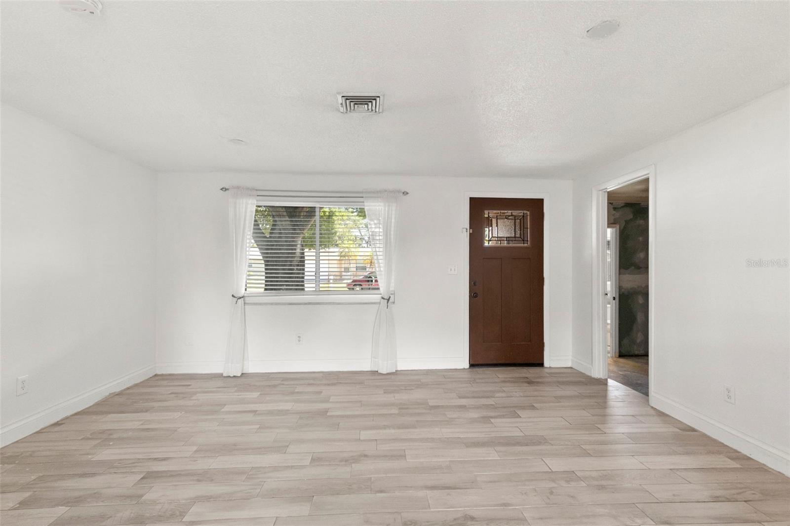 Image 3 of 45 For 5557 146th Terrace N