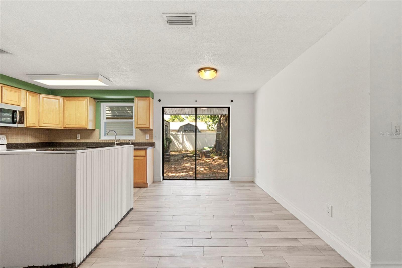 Image 8 of 45 For 5557 146th Terrace N