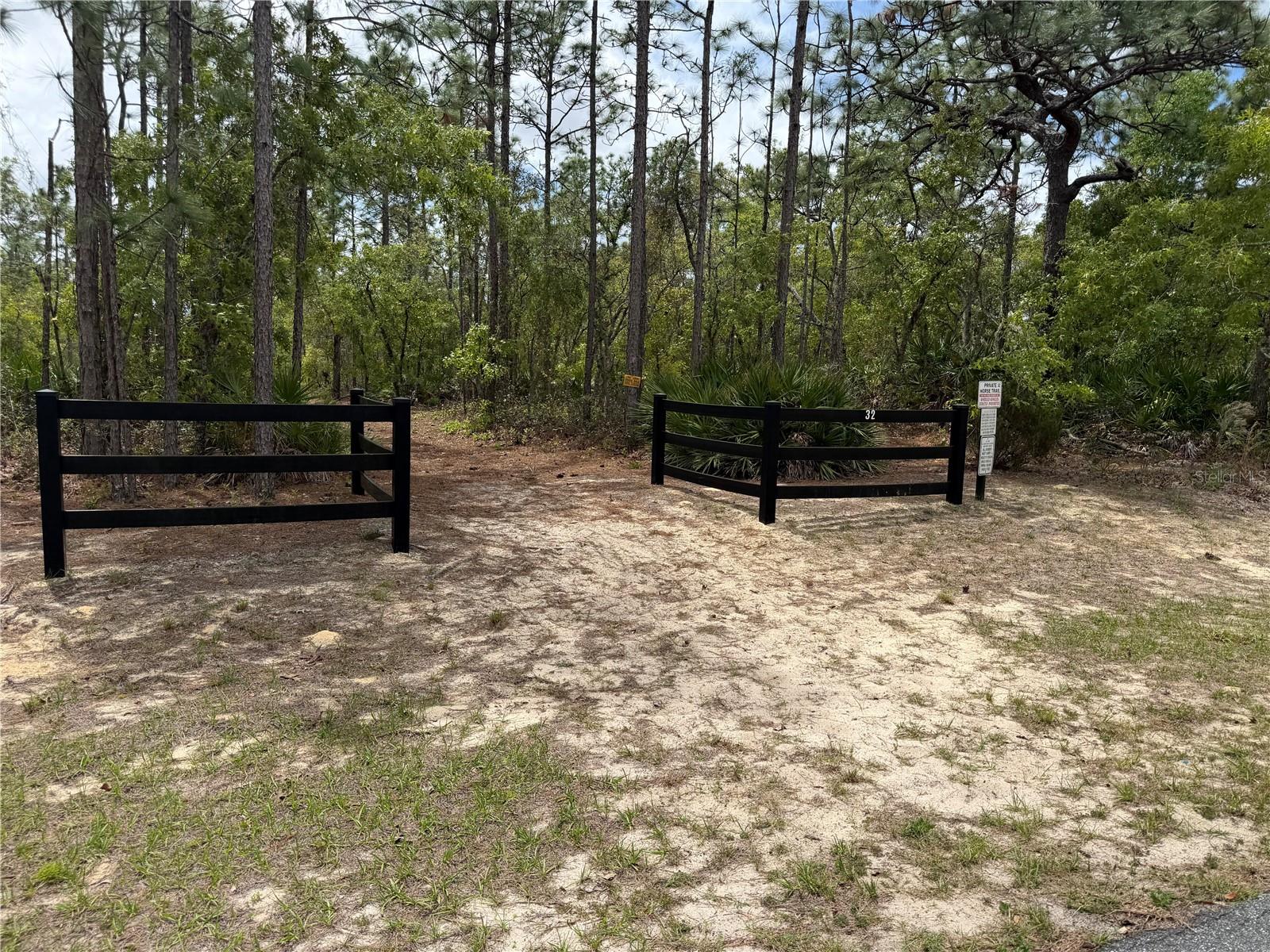 Image 10 of 13 For 4231 Bonanza Drive