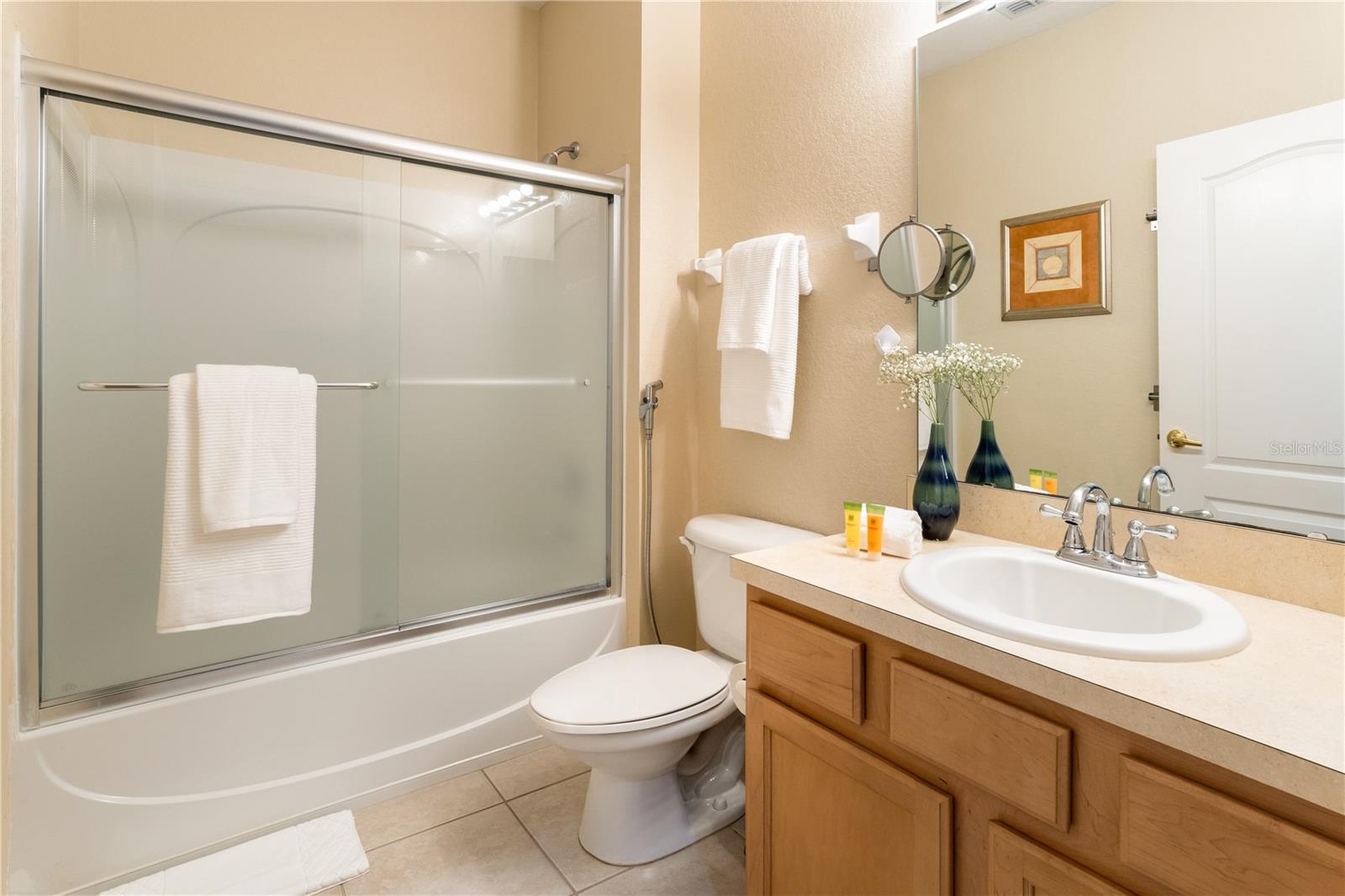 Image 23 of 35 For 2457 Caravelle Circle