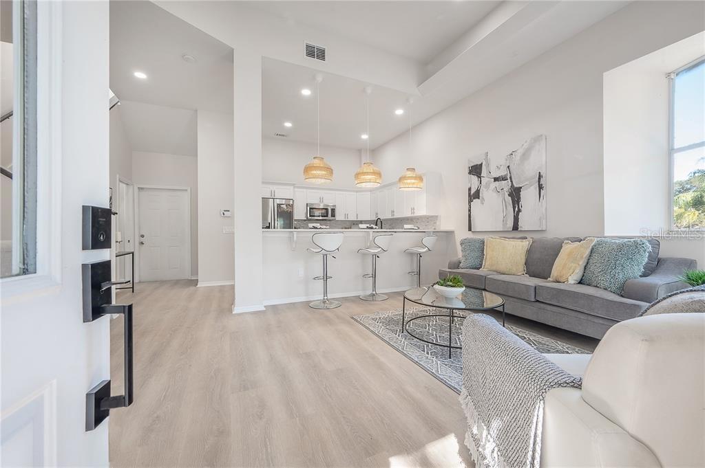 Image 2 of 14 For 9417 Citrus Glen Place 9417