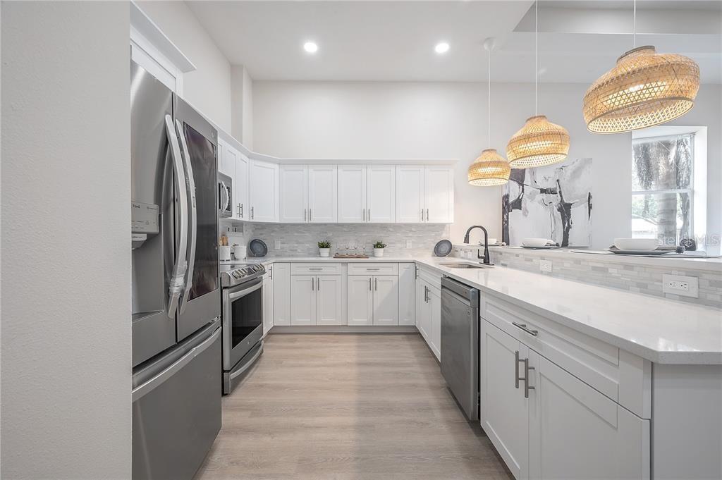 Image 5 of 14 For 9417 Citrus Glen Place 9417