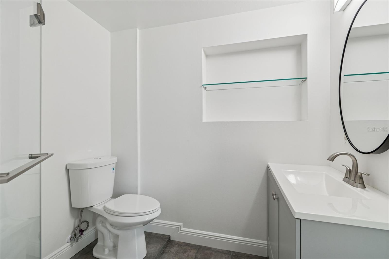 Image 23 of 51 For 2900 49th Street N
