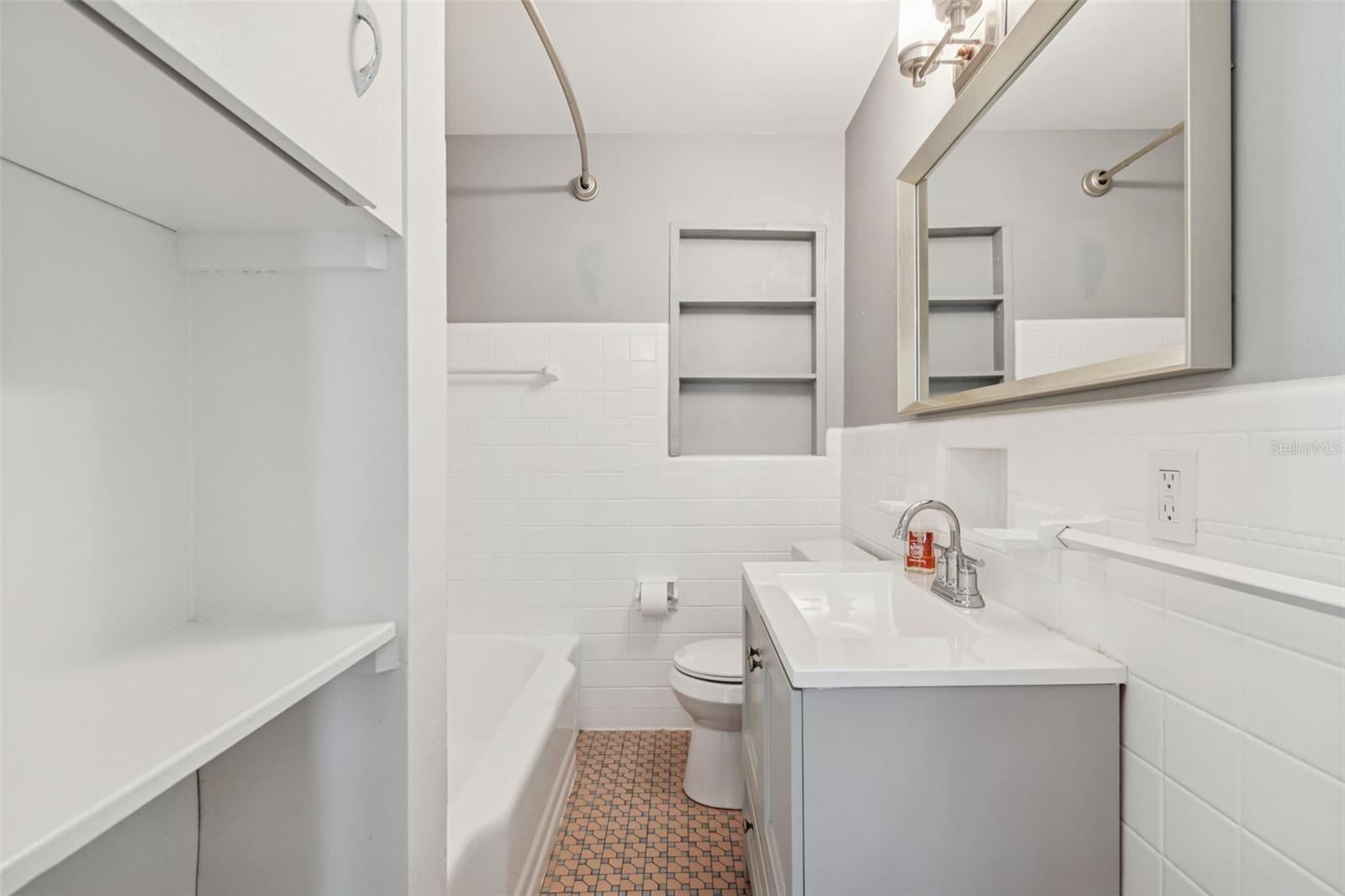 Image 28 of 51 For 2900 49th Street N