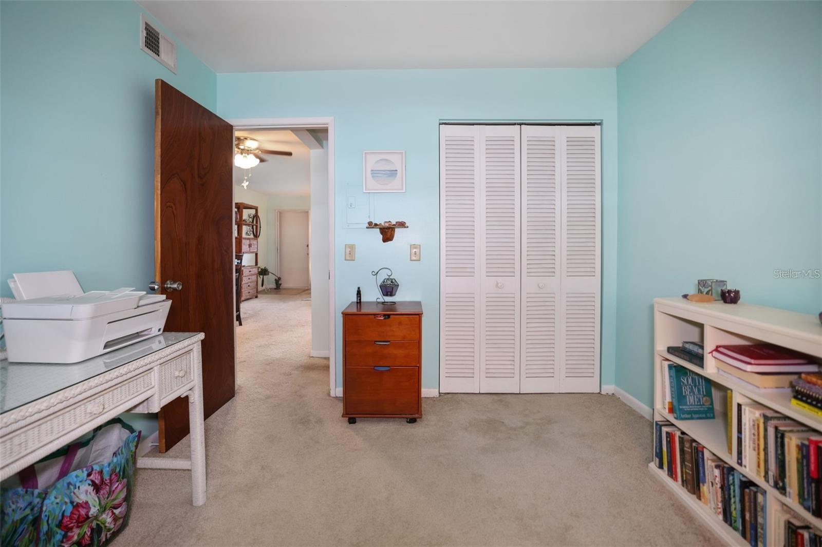 Image 21 of 41 For 1900 59th Avenue N 209