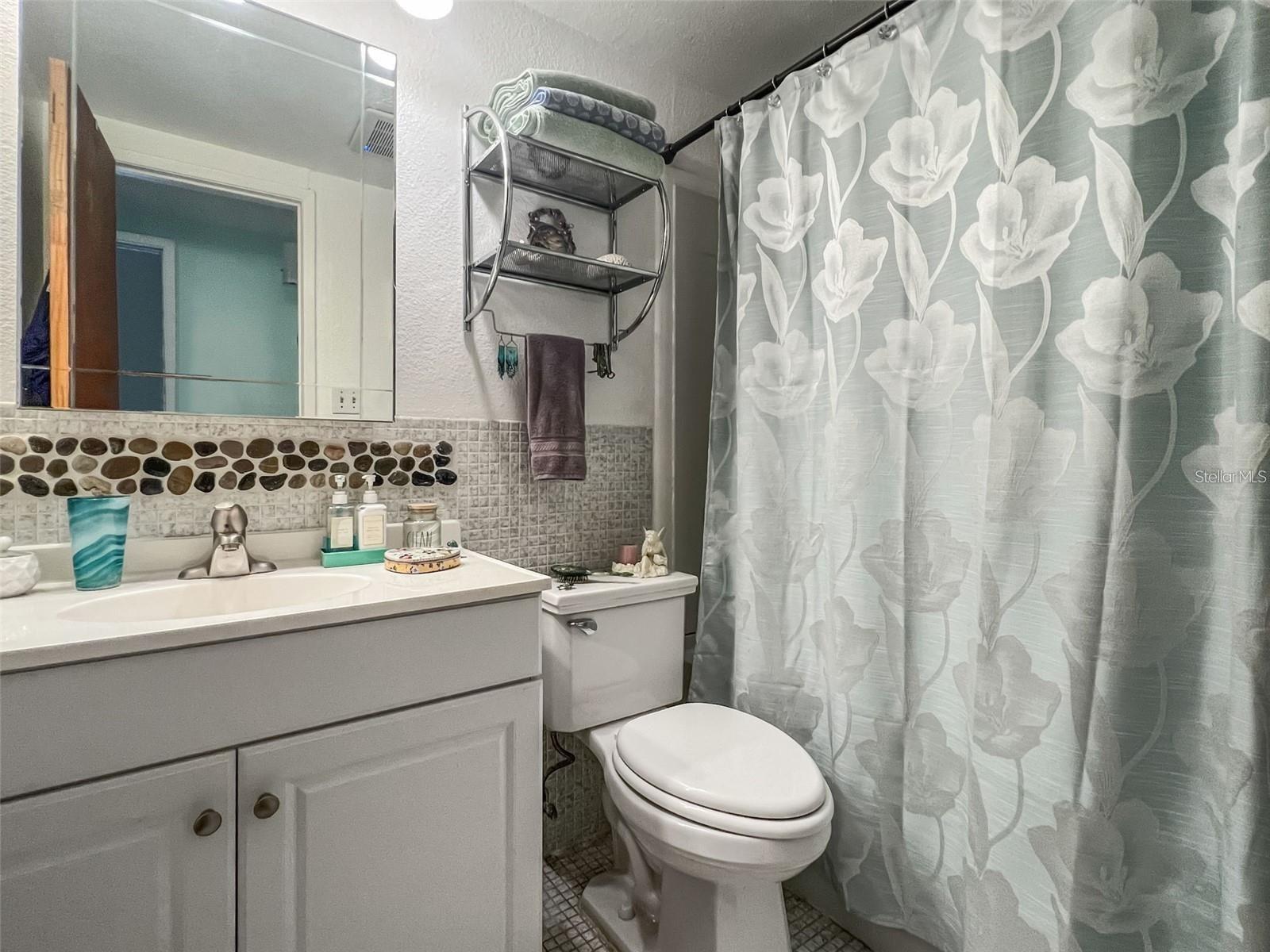Image 23 of 41 For 1900 59th Avenue N 209