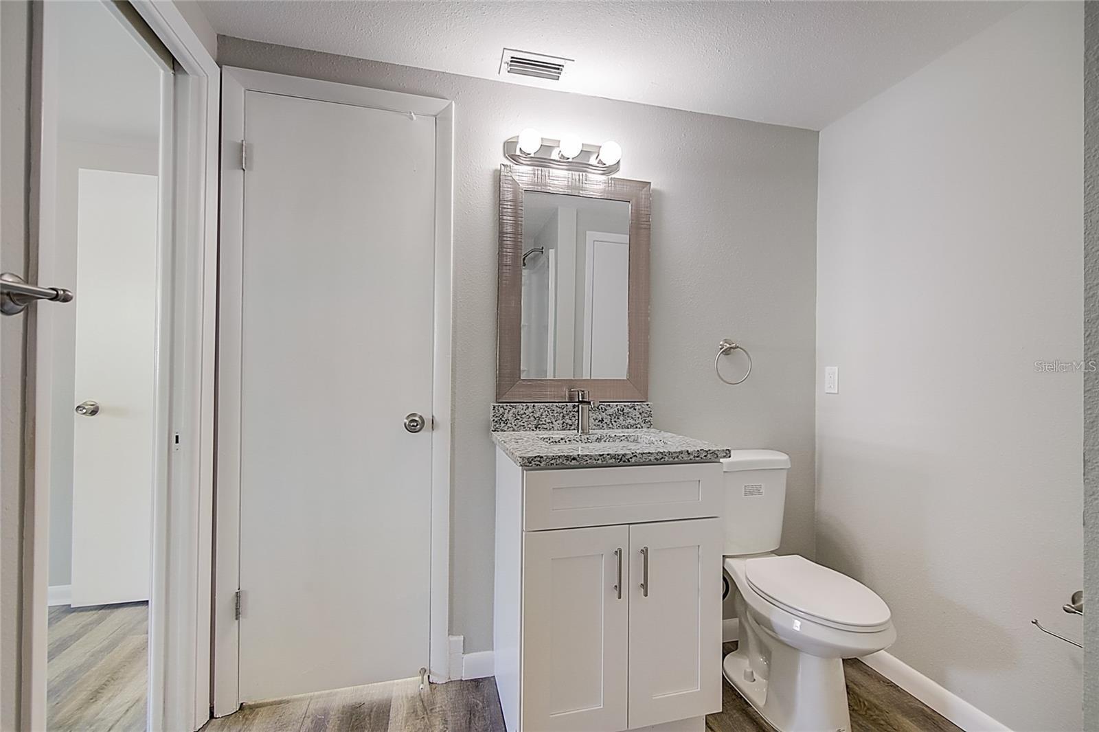 Image 11 of 21 For 8923 Candlewick Lane