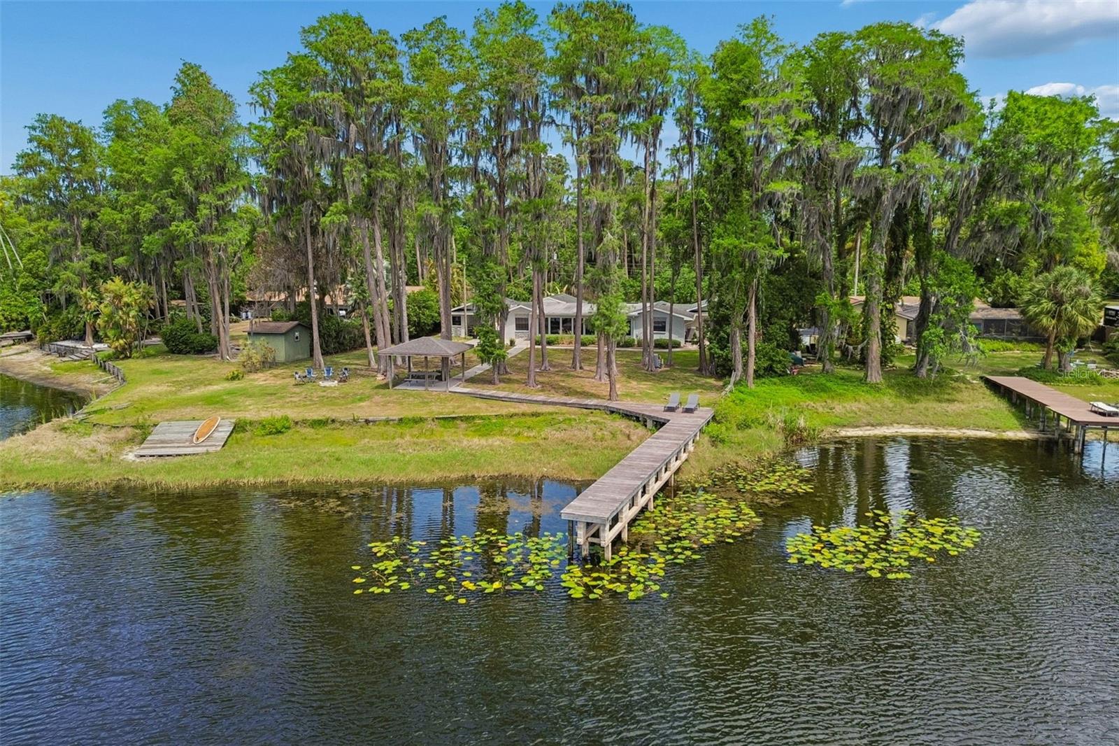 Image 4 of 94 For 17129 Rainbow Terrace