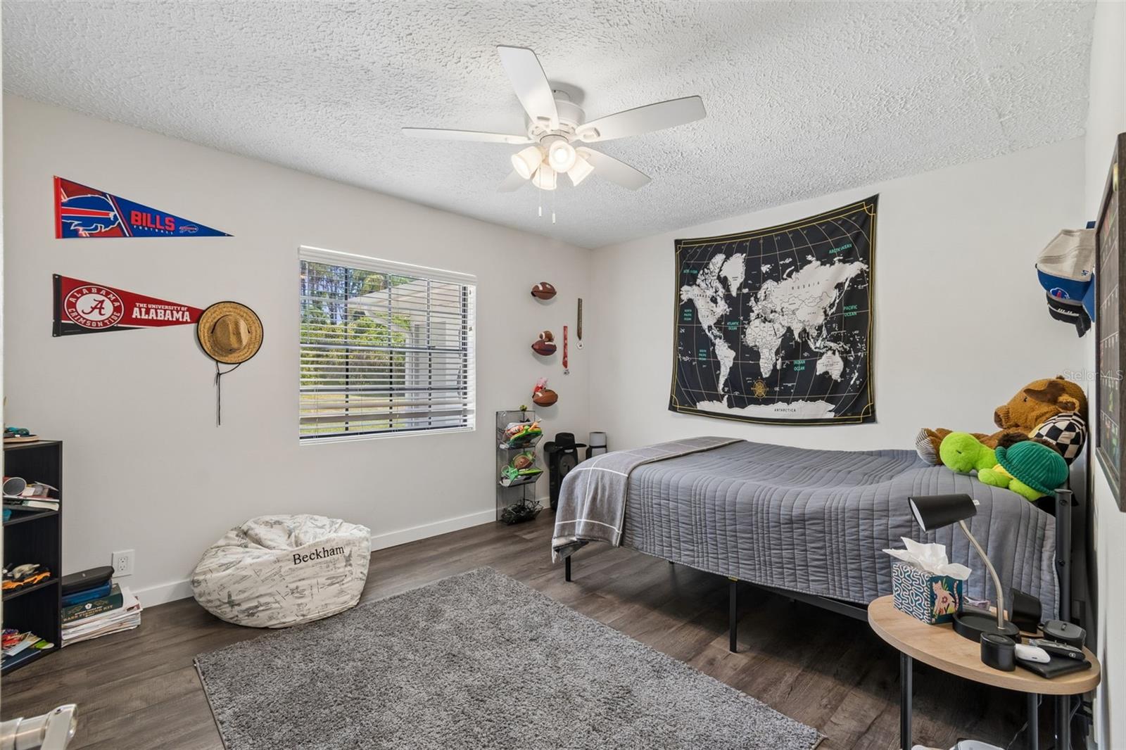 Image 46 of 94 For 17129 Rainbow Terrace