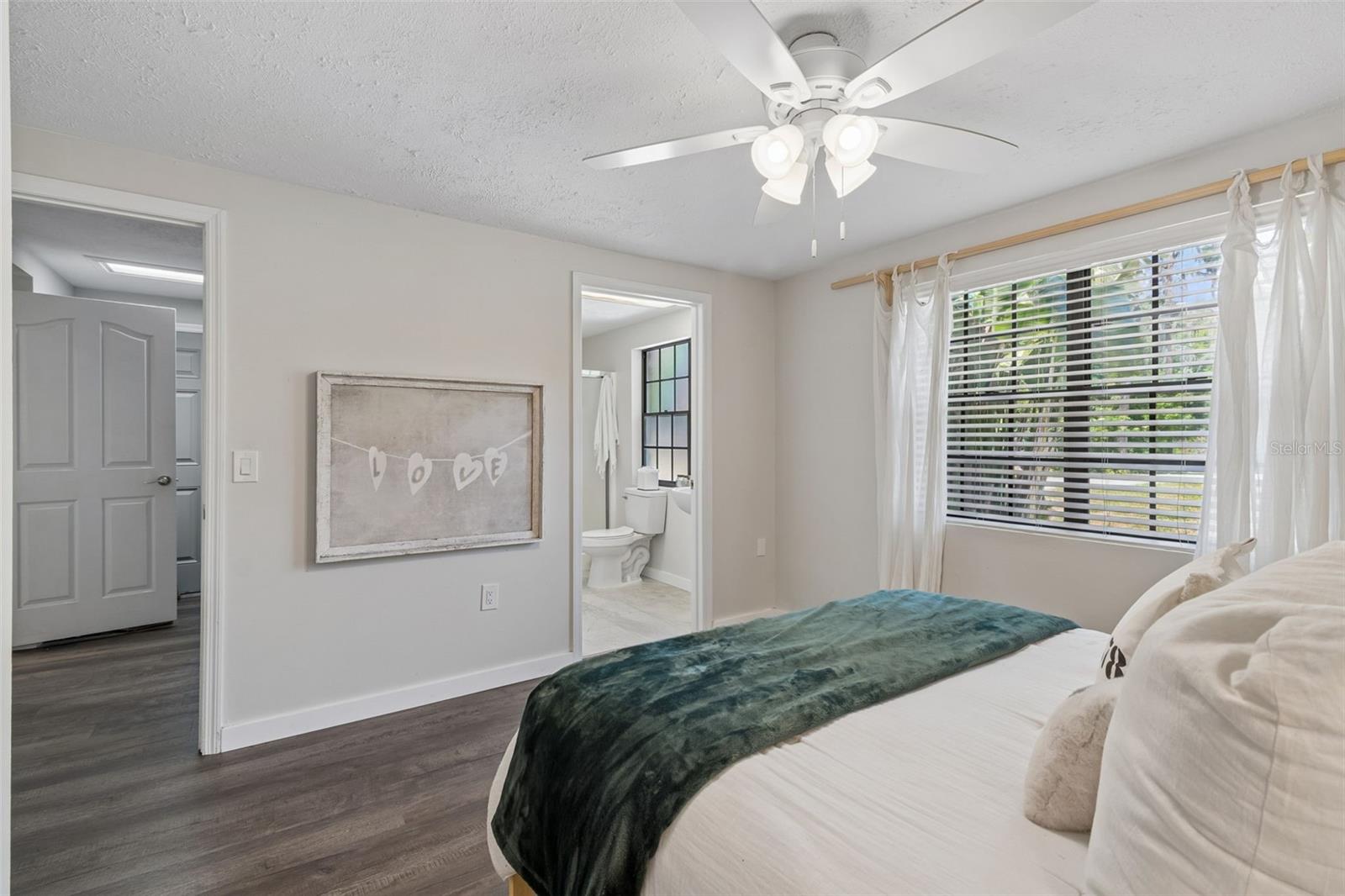 Image 60 of 94 For 17129 Rainbow Terrace