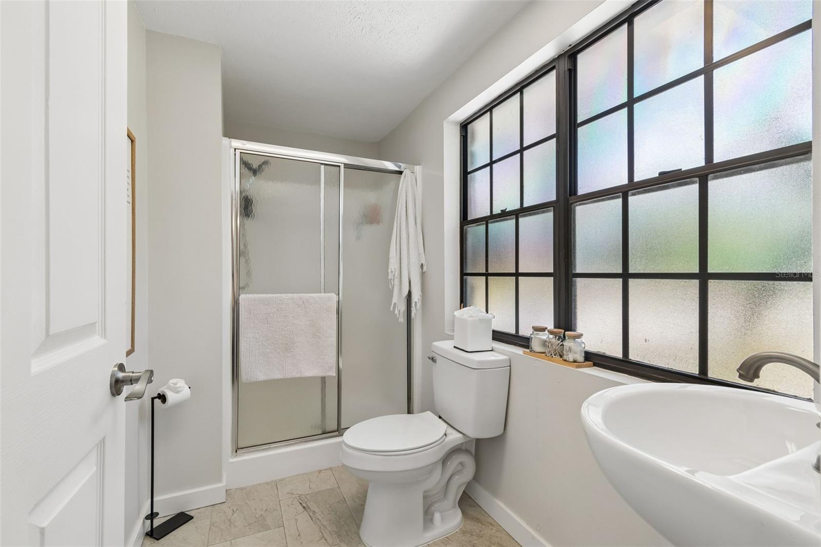 Image 61 of 94 For 17129 Rainbow Terrace
