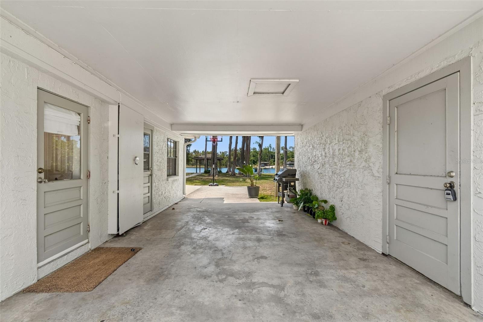 Image 66 of 94 For 17129 Rainbow Terrace