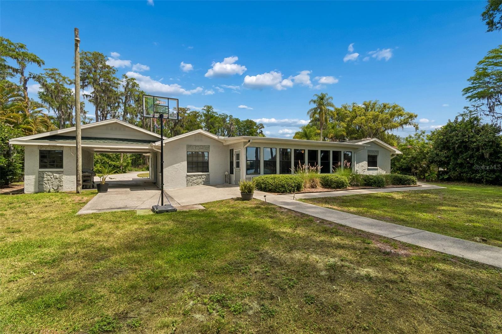 Image 71 of 94 For 17129 Rainbow Terrace
