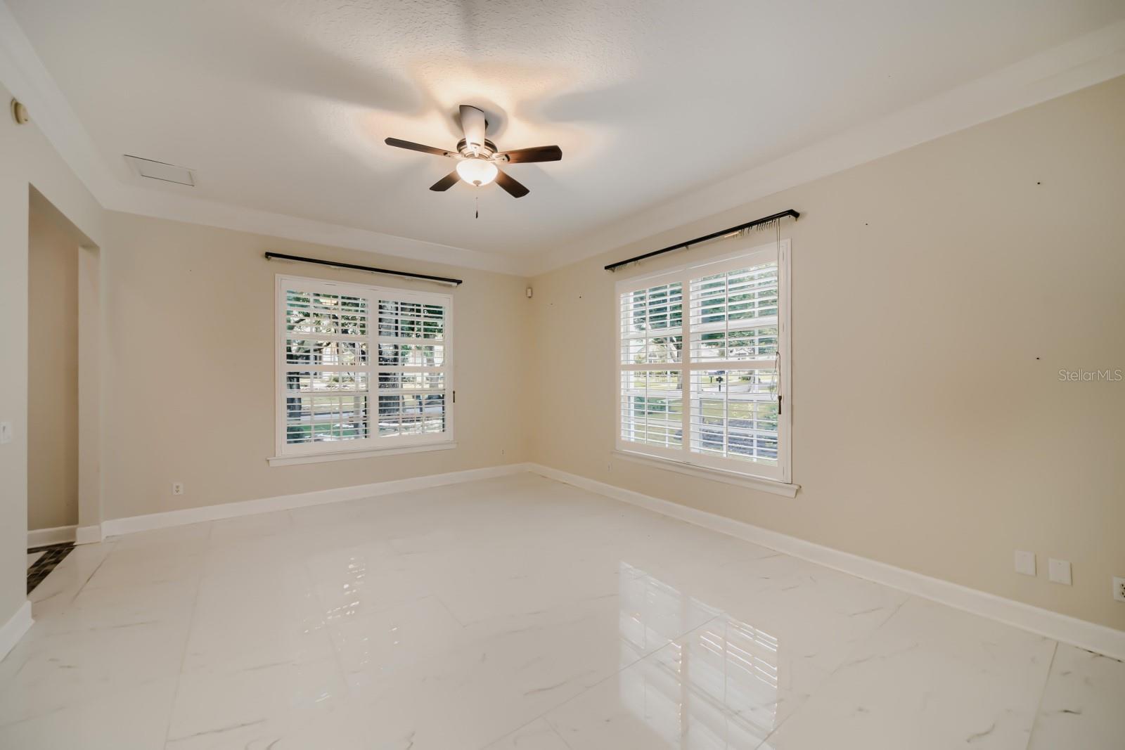 Image 18 of 48 For 7601 Debeaubien Drive