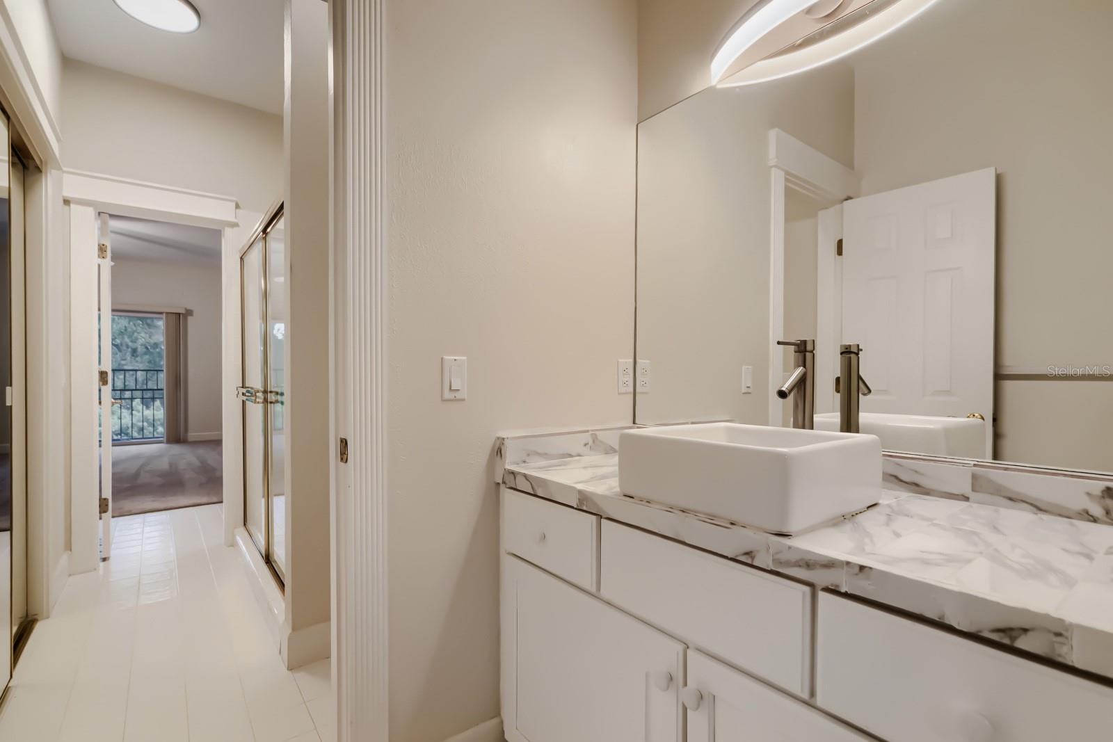 Image 37 of 48 For 7601 Debeaubien Drive