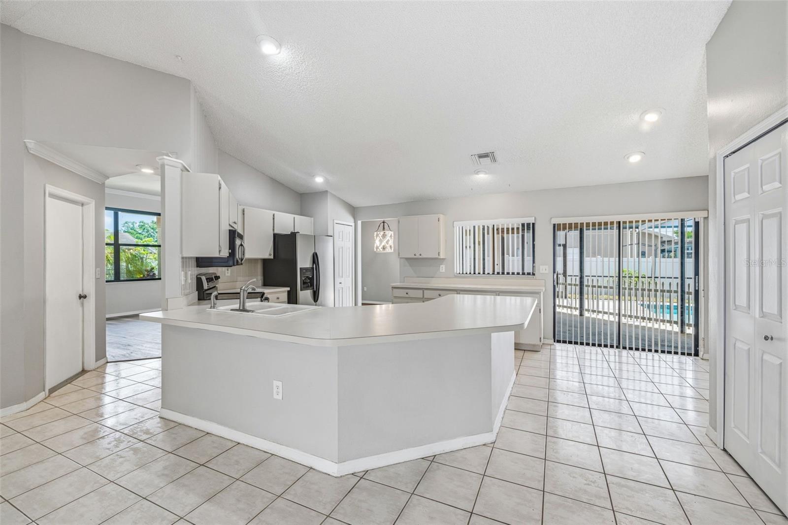 Image 10 of 45 For 5507 El Cerro Drive