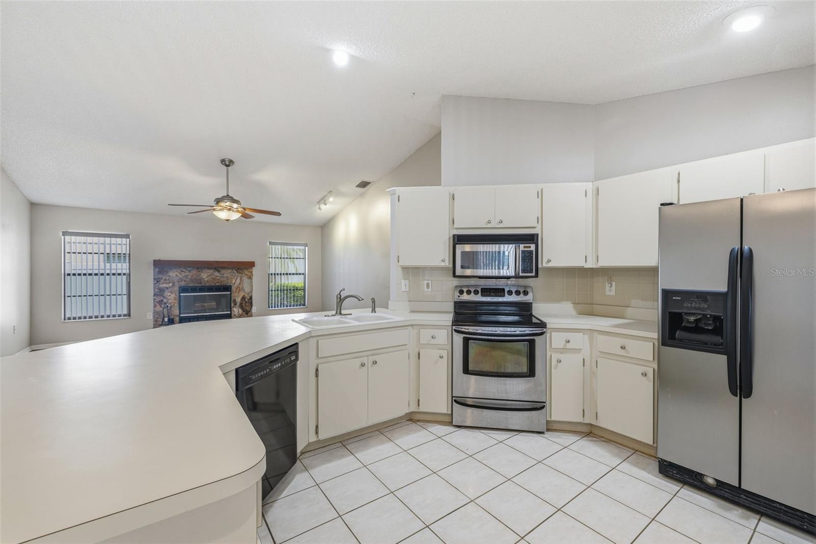 Image 12 of 45 For 5507 El Cerro Drive