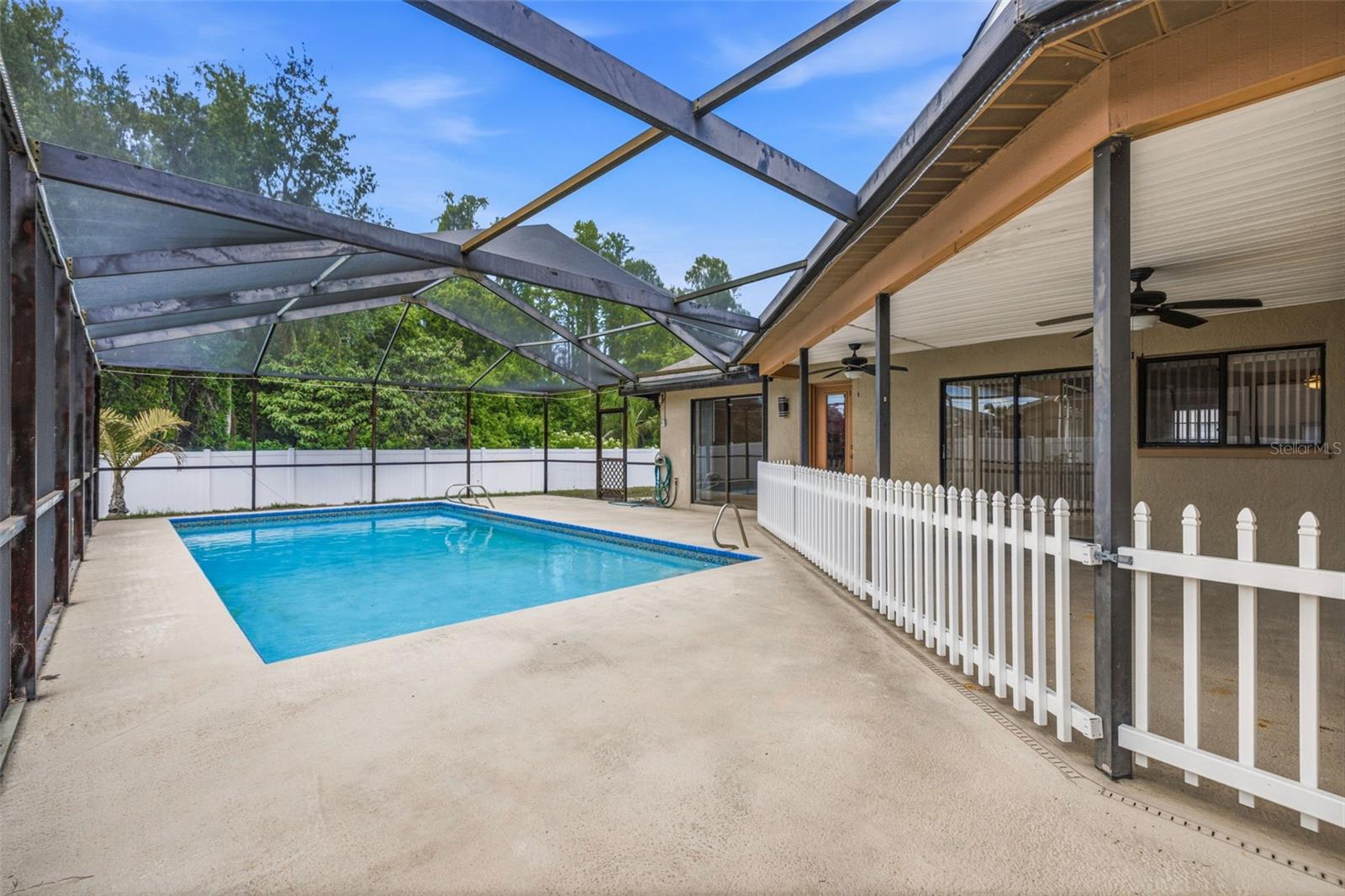 Image 32 of 45 For 5507 El Cerro Drive