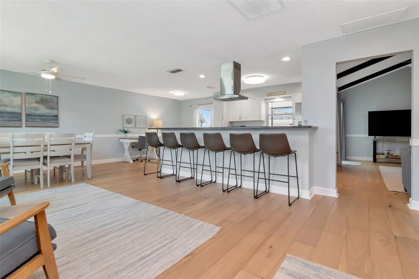 Image 12 of 83 For 4712 114th Street N