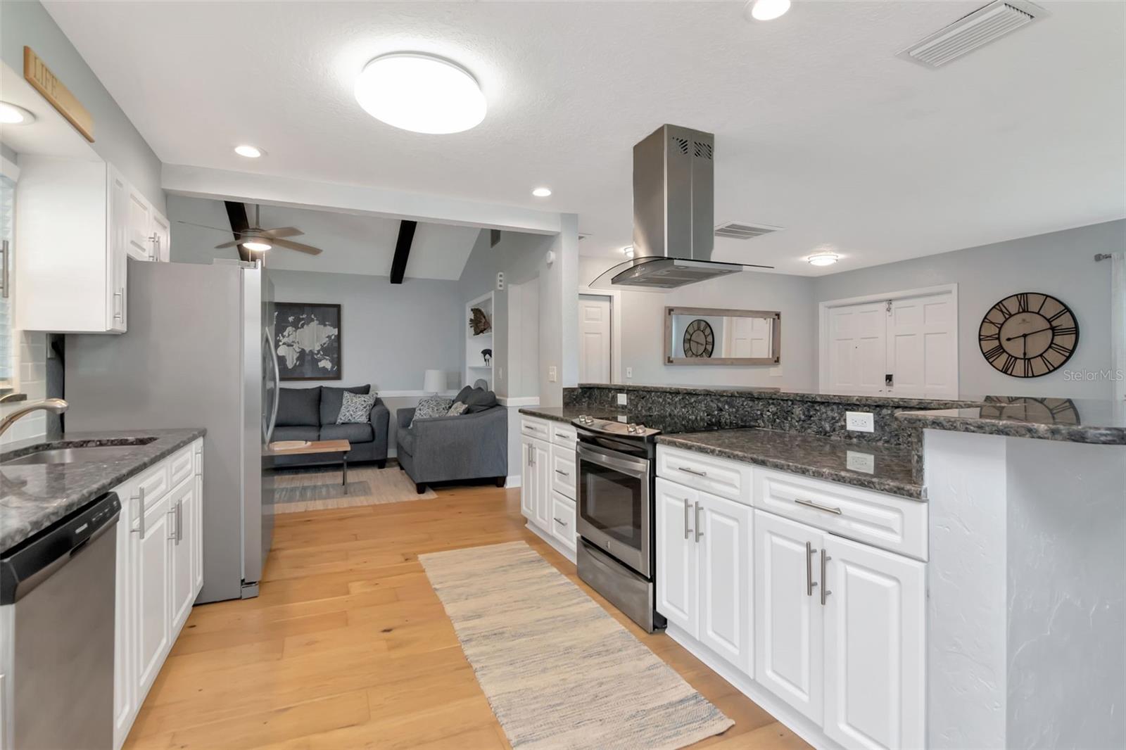 Image 20 of 83 For 4712 114th Street N