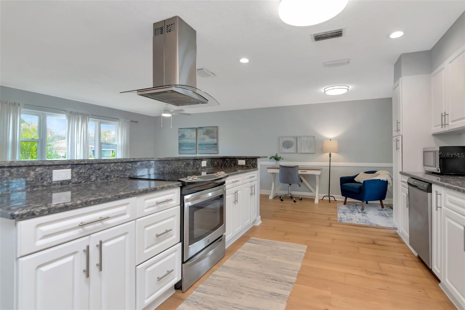 Image 21 of 83 For 4712 114th Street N