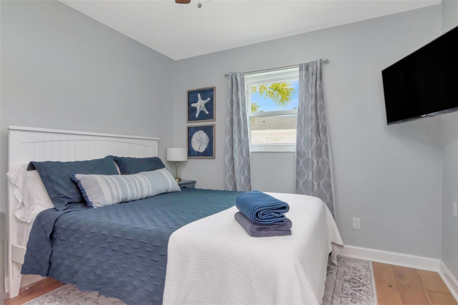 Image 44 of 83 For 4712 114th Street N