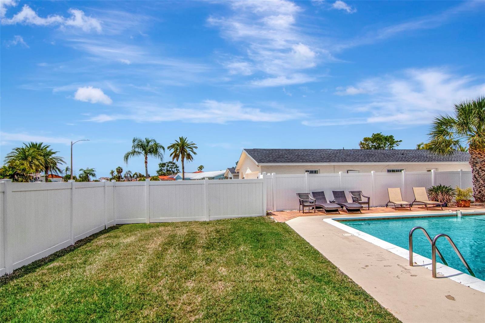 Image 70 of 83 For 4712 114th Street N