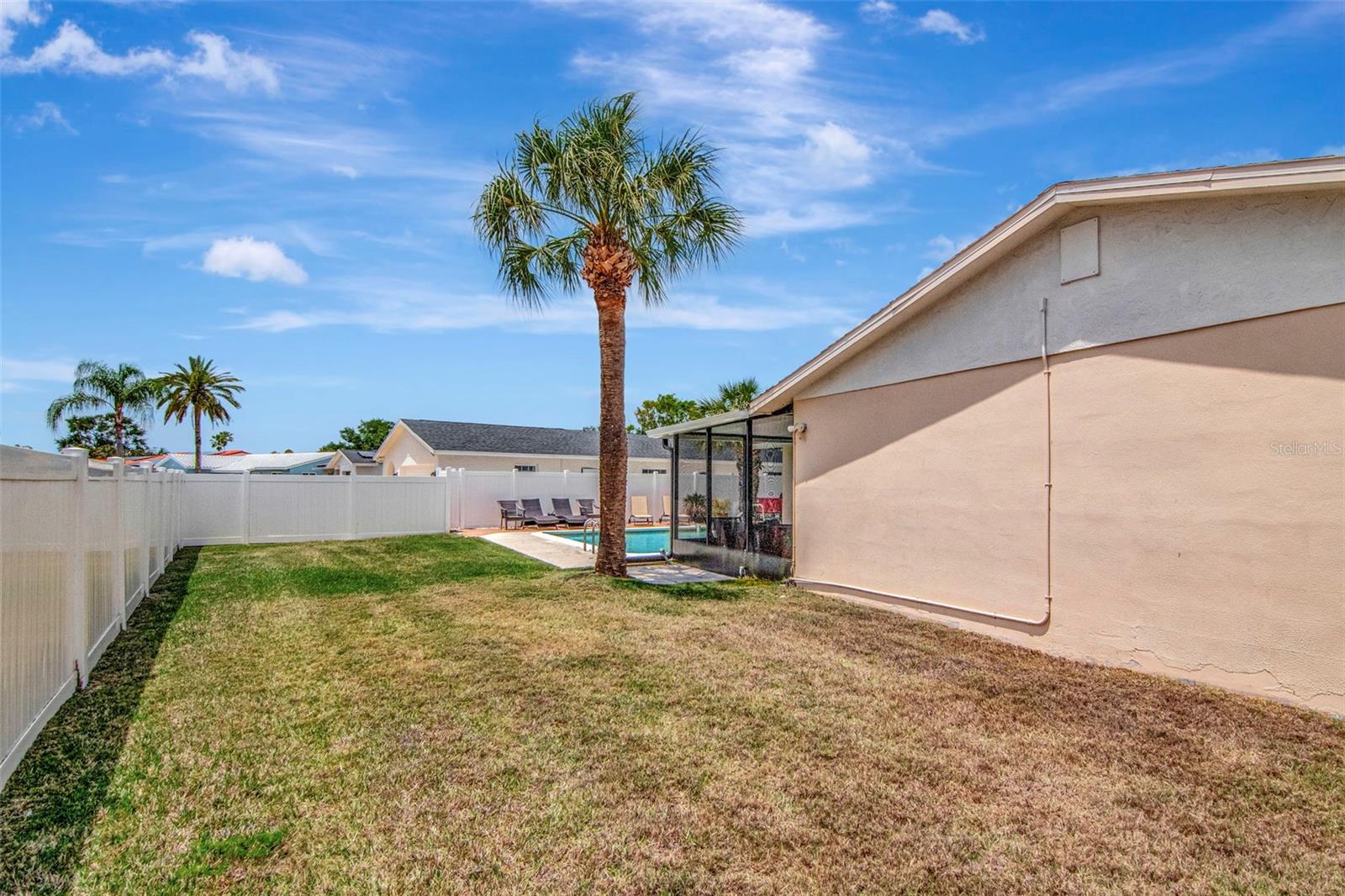 Image 73 of 83 For 4712 114th Street N