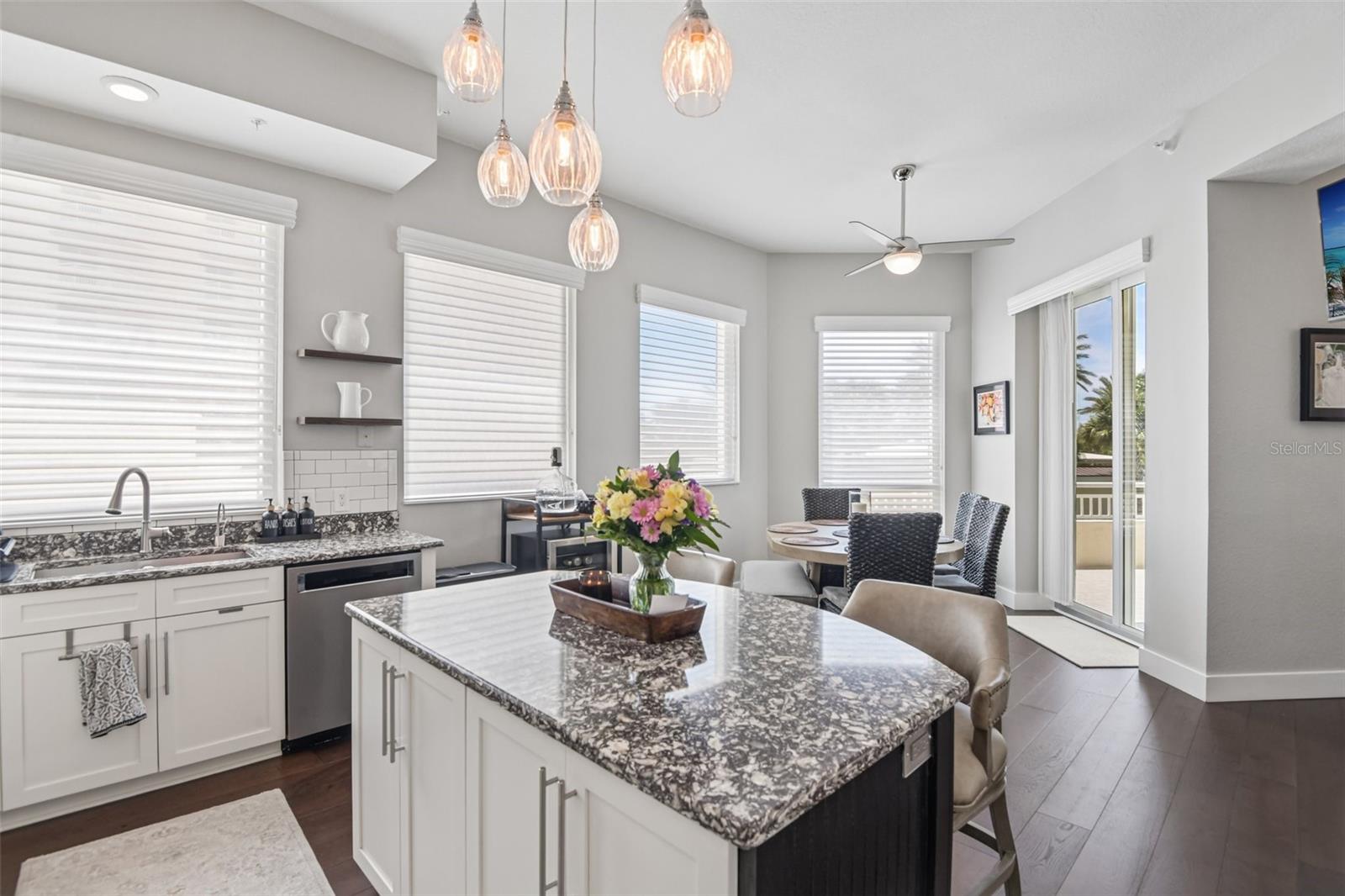 Image 13 of 51 For 1180 Gulf Boulevard 101