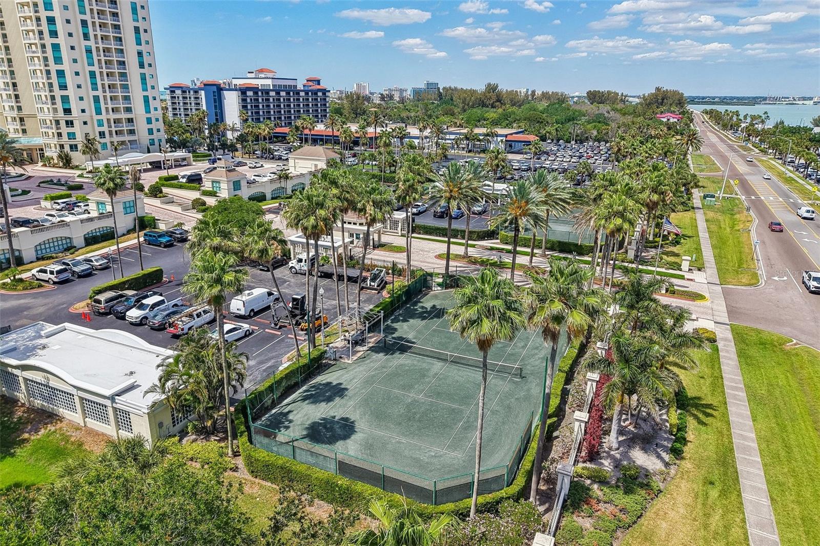 Image 45 of 51 For 1180 Gulf Boulevard 101