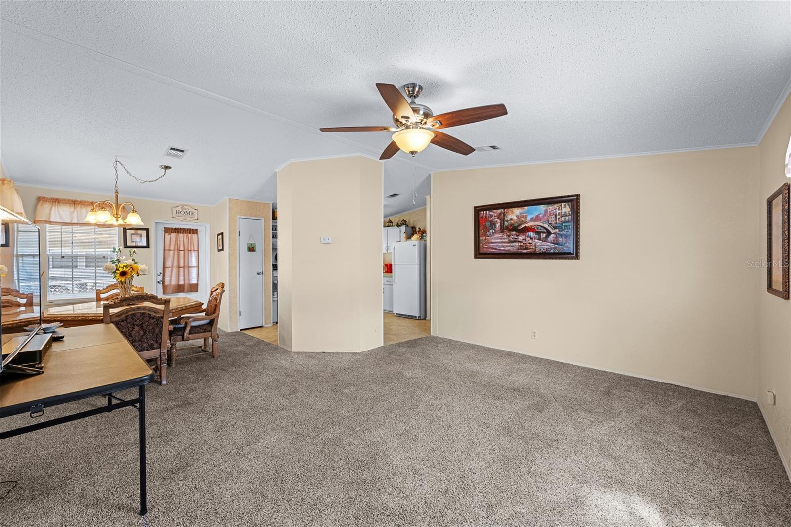 Image 15 of 39 For 38052 Lawanda Loop