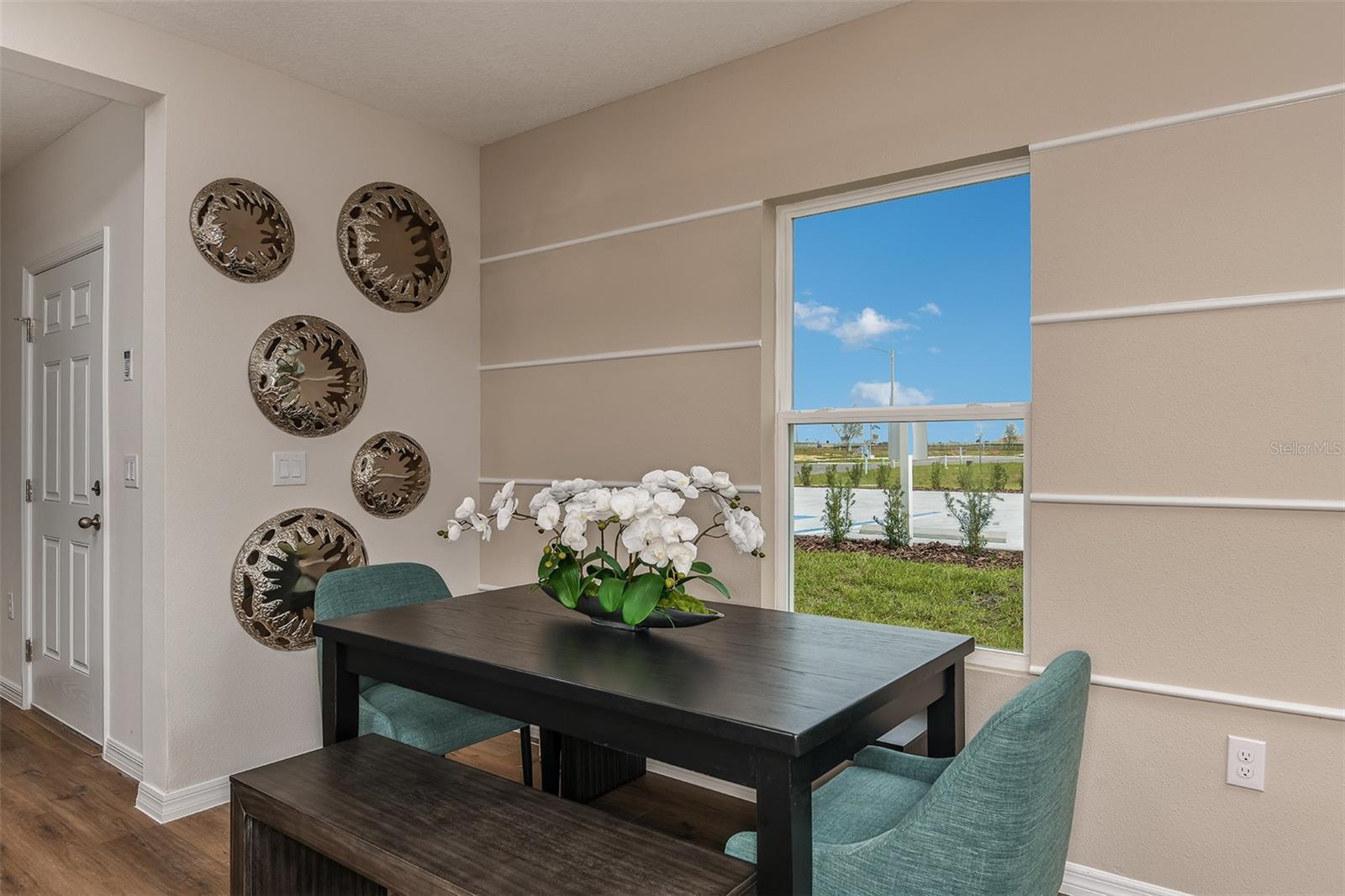 Image 21 of 30 For 4206 Hillock Boulevard