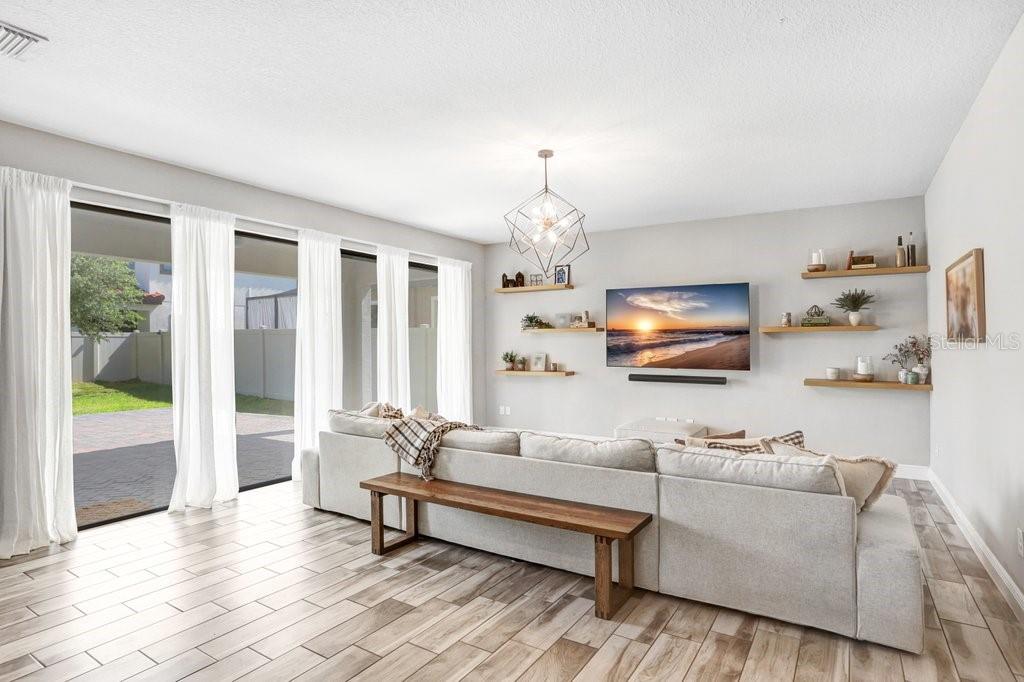 Image 16 of 51 For 11239 Fish Eagle Drive