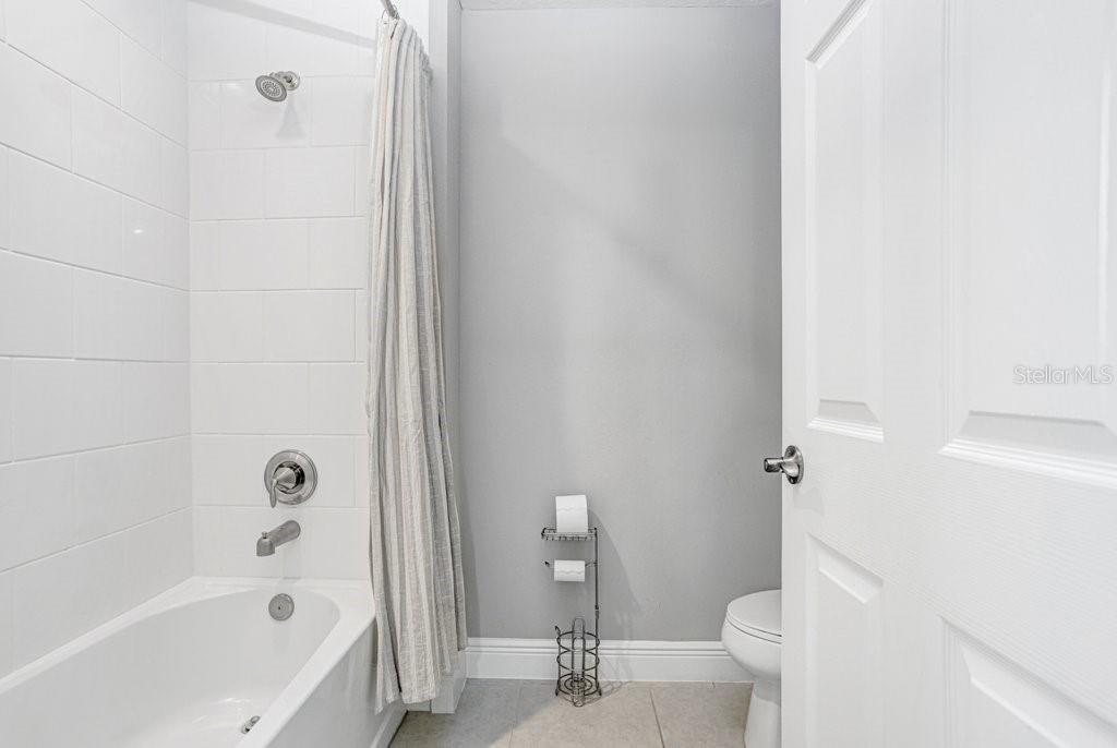 Image 32 of 51 For 11239 Fish Eagle Drive