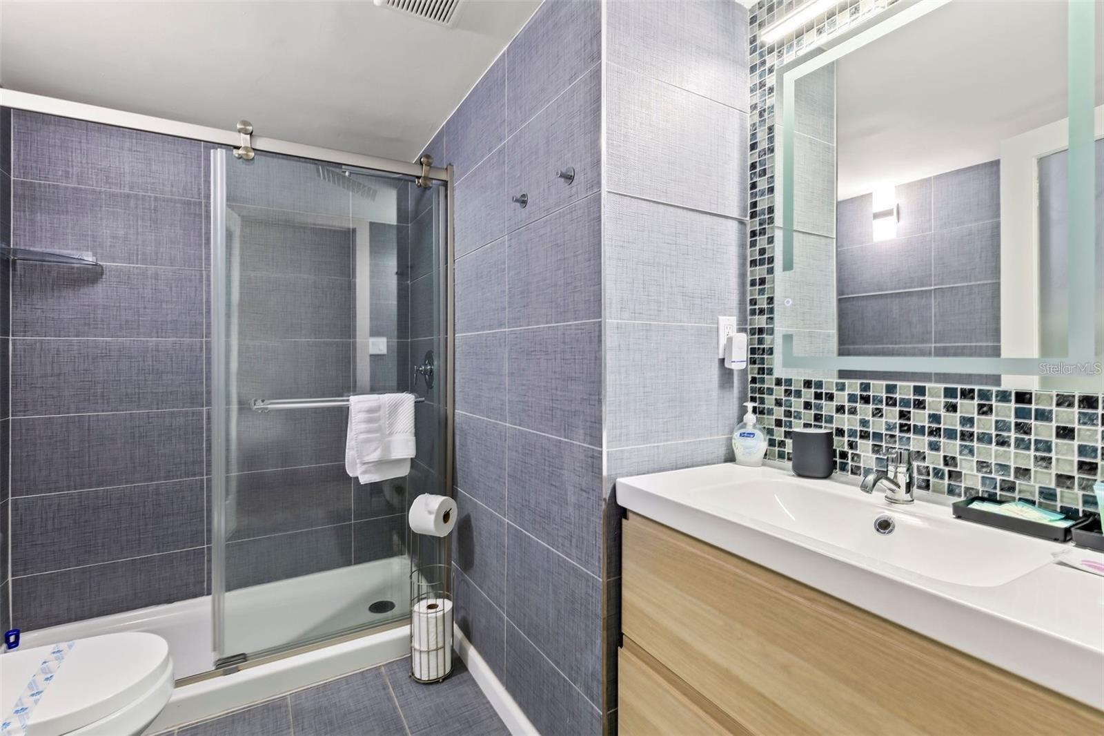 Image 22 of 29 For 1909 Atlantic Avenue 411 & 412