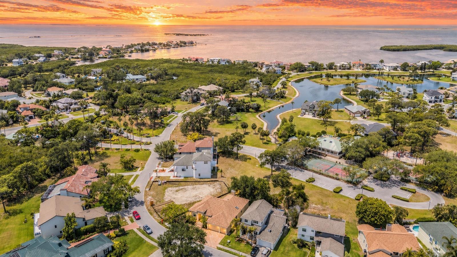 Details for 2008 Pointe Alexis Drive, TARPON SPRINGS, FL 34689