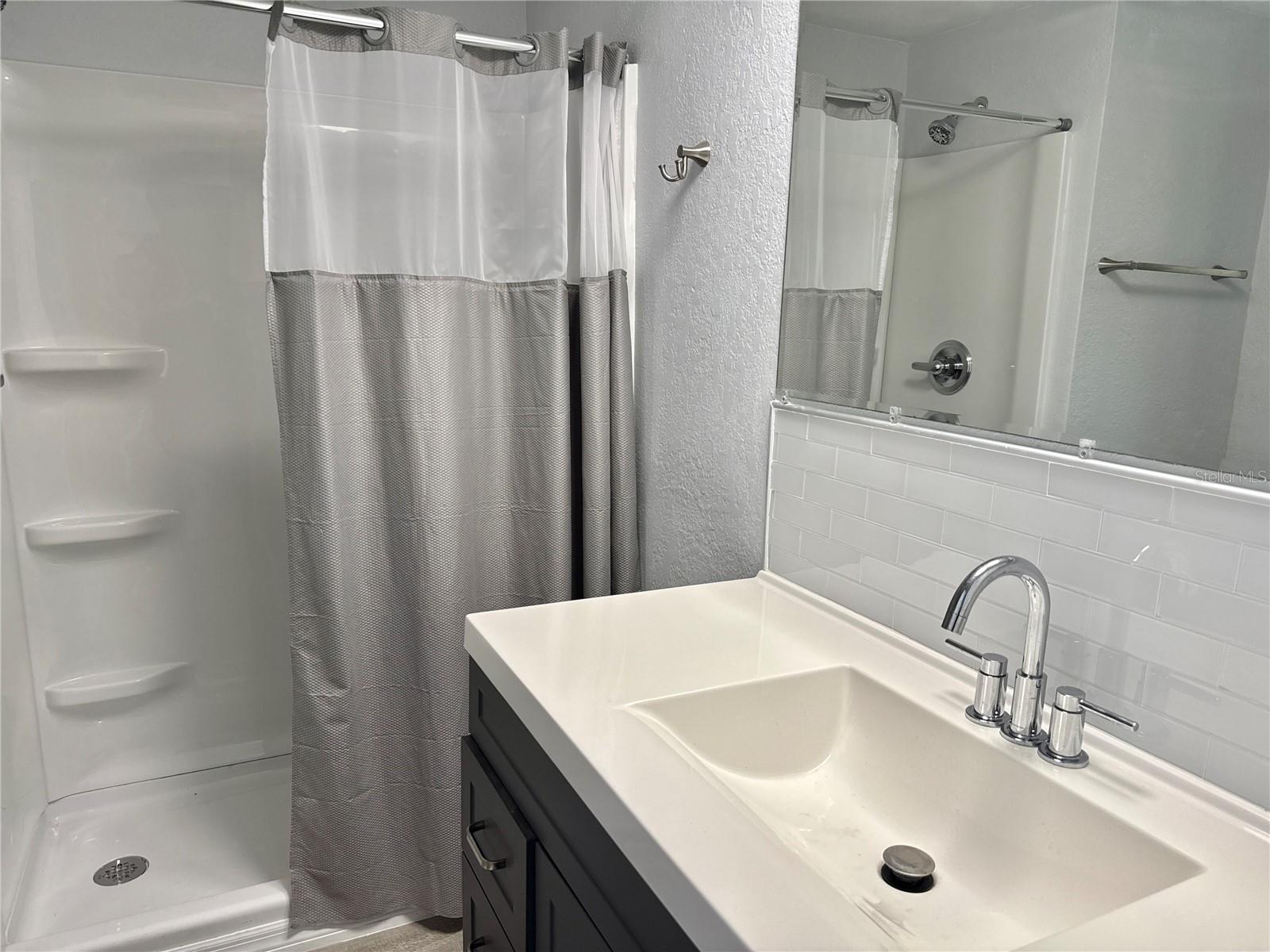 Image 21 of 31 For 460 Mount Oak Avenue Ne 745