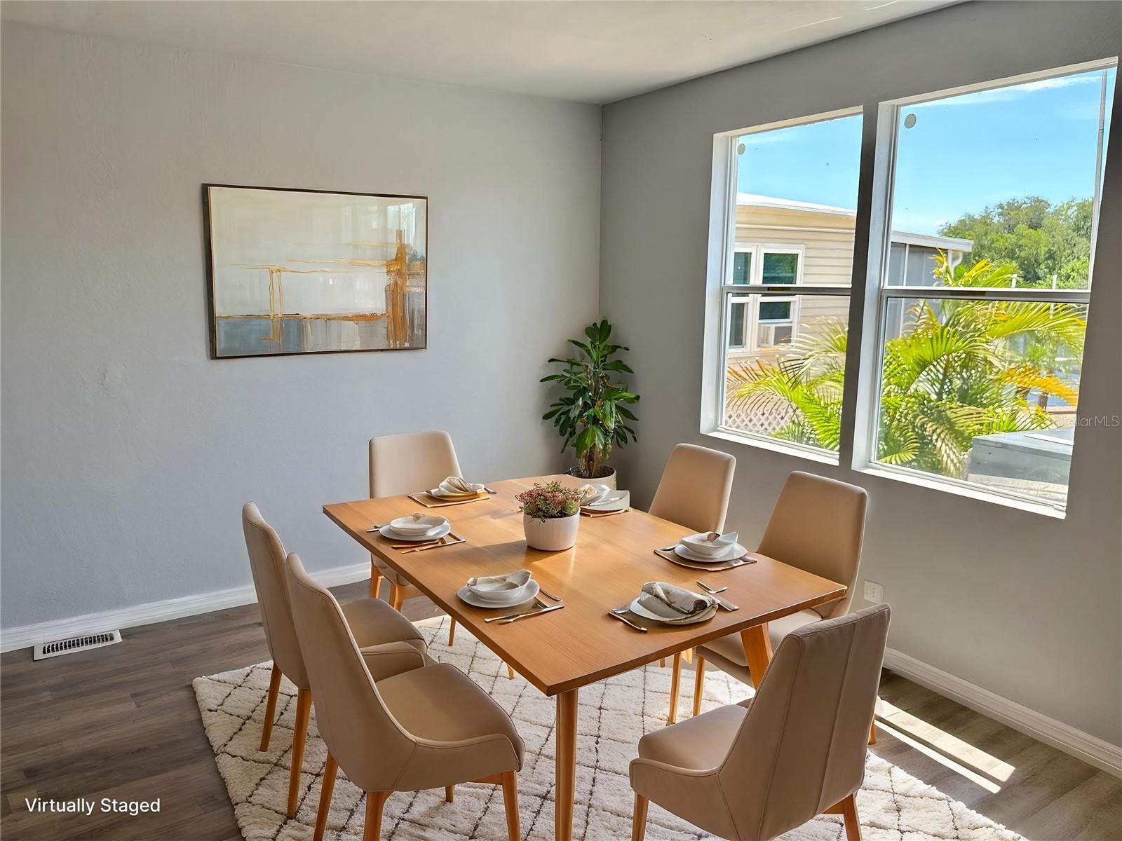 Image 8 of 31 For 460 Mount Oak Avenue Ne 745