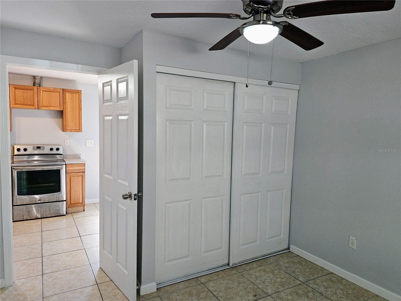 Image 17 of 19 For 2455 8th Avenue N 3