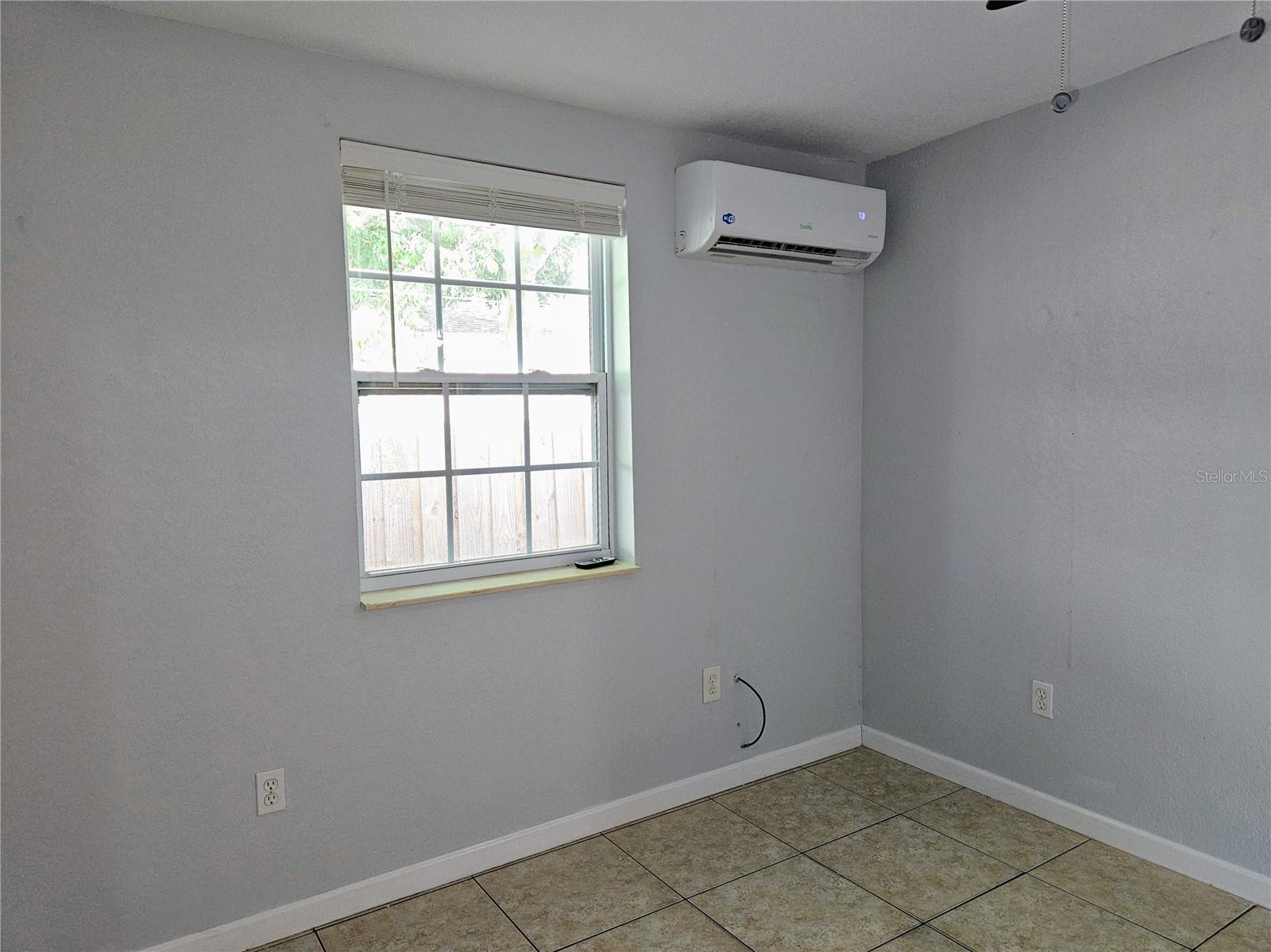 Image 19 of 19 For 2455 8th Avenue N 3