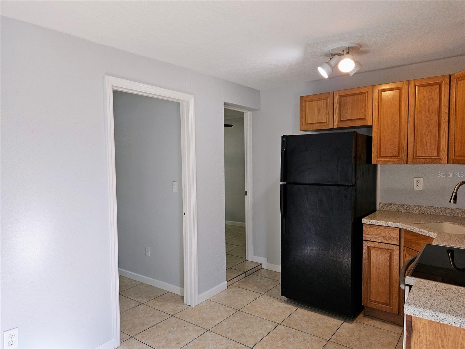 Image 8 of 19 For 2455 8th Avenue N 3