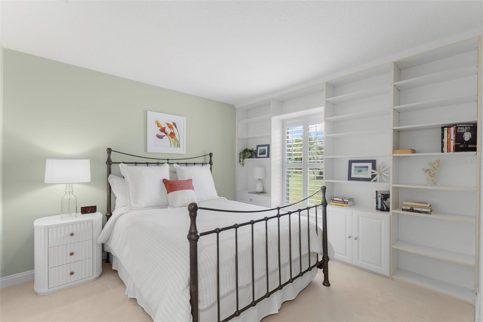 Image 22 of 35 For 9948 Stockbridge Drive