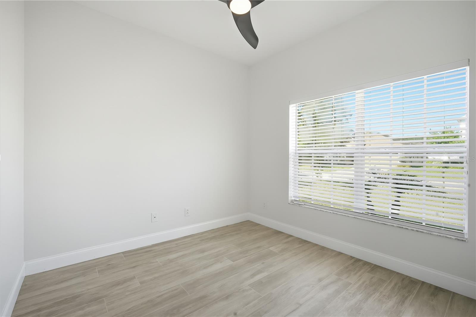 Image 8 of 27 For 7632 Armonk Lane