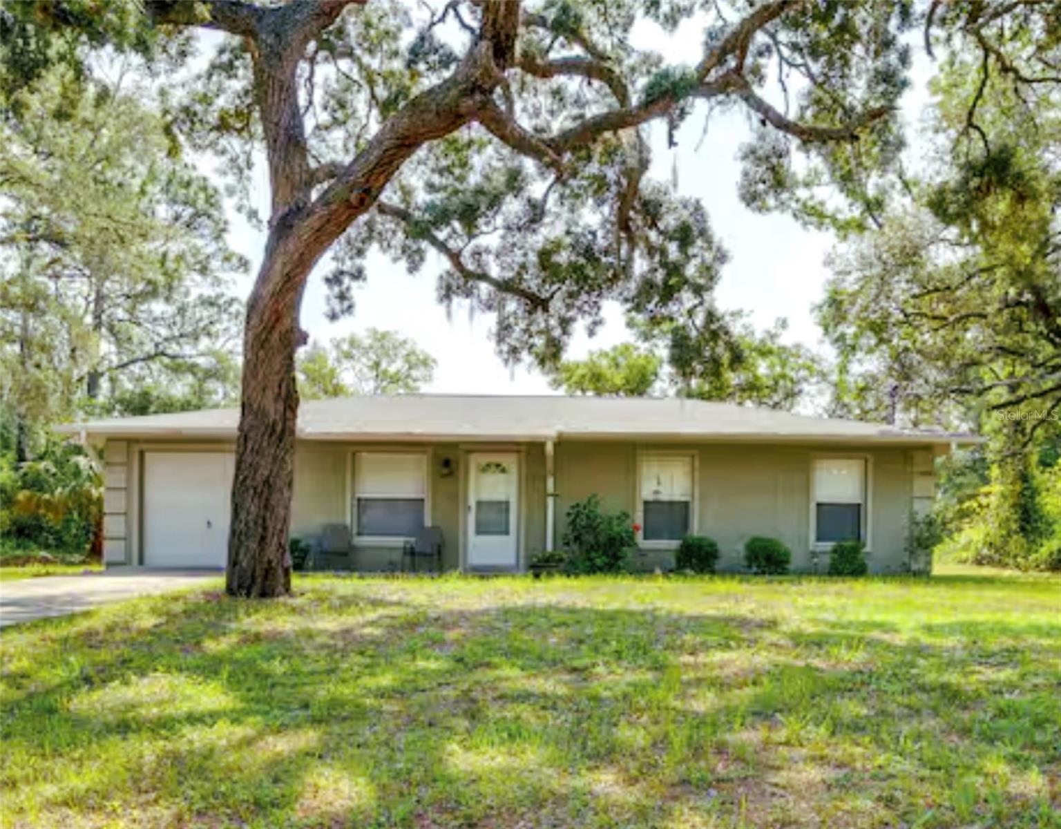 Listing Details for 1817 Casey Point, HOMOSASSA, FL 34448