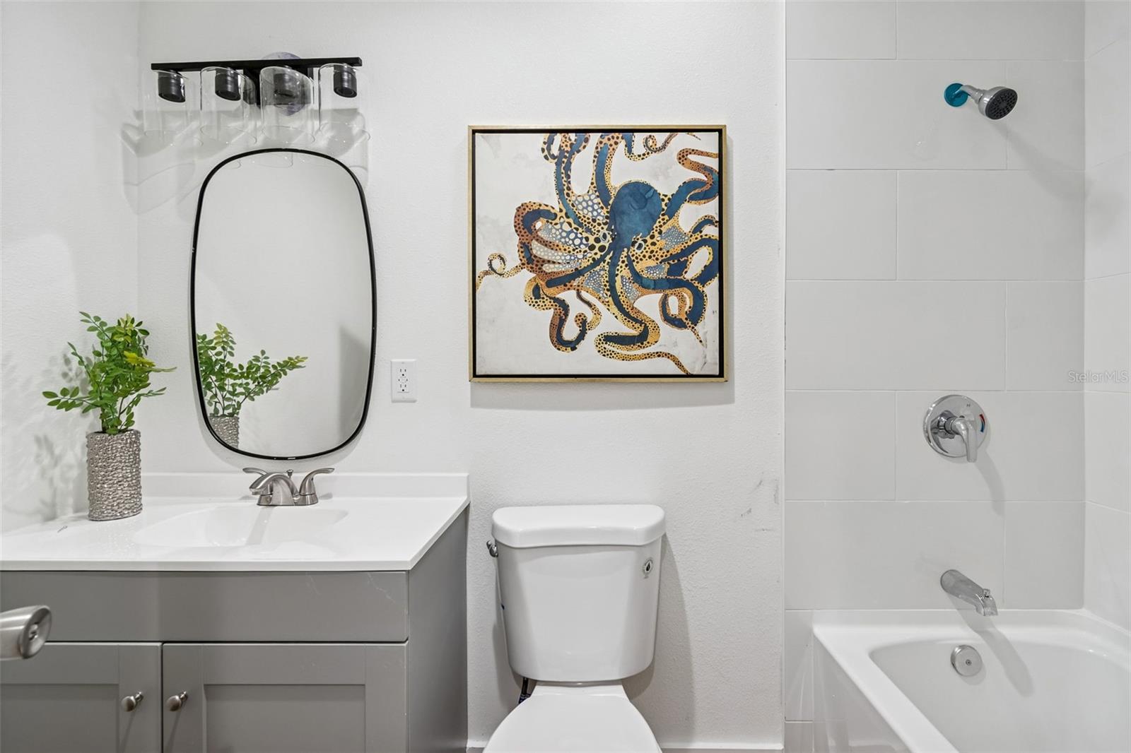 Image 17 of 40 For 718 Haven Place 718