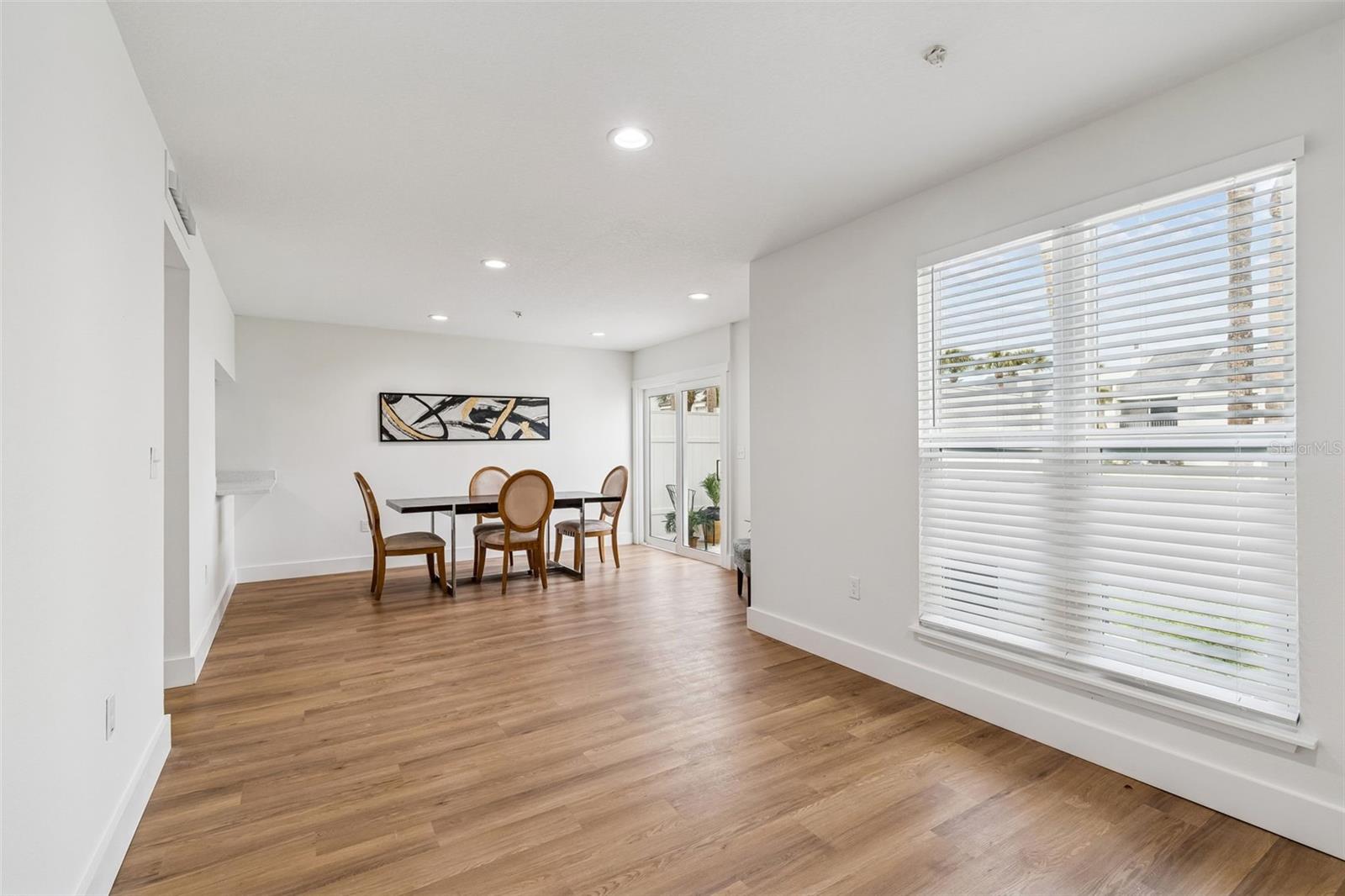 Image 30 of 40 For 718 Haven Place 718